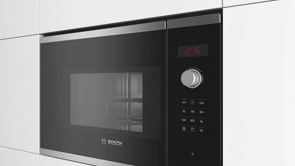 Microondas integrable Bosch Serie 4 con grill y capacidad de 20 litros Negro/Inox